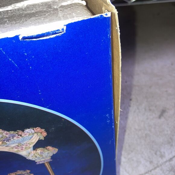 Classic Treasures Musical Animated Carousel Horse Love Makes The World Go Round - Picture 8 of 8